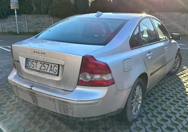 Volvo S40 cena 5999 przebieg: 373000, rok produkcji 2006 z Przecław małe 16